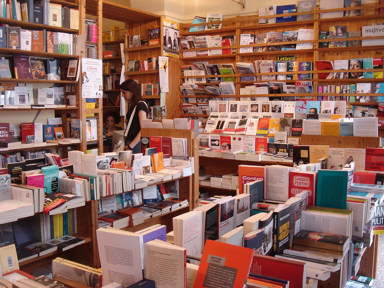 https://www.z3xmi.onnik.hep.it/get image.phtml?image=Libreria+pop+Tadino