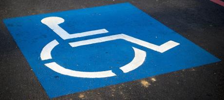 https://www.z3xmi.onnik.hep.it/get image.phtml?image=Parcheggio+disabili