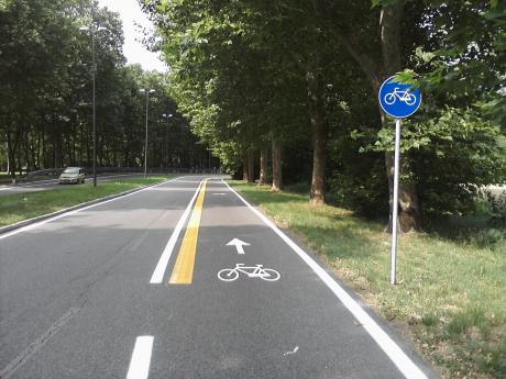 https://www.z3xmi.onnik.hep.it/get image.phtml?image=ciclabile+viale+turchia https://www.z3xmi.onnik.hep.it/get image.phtml?image=ciclabile+viale+turchia